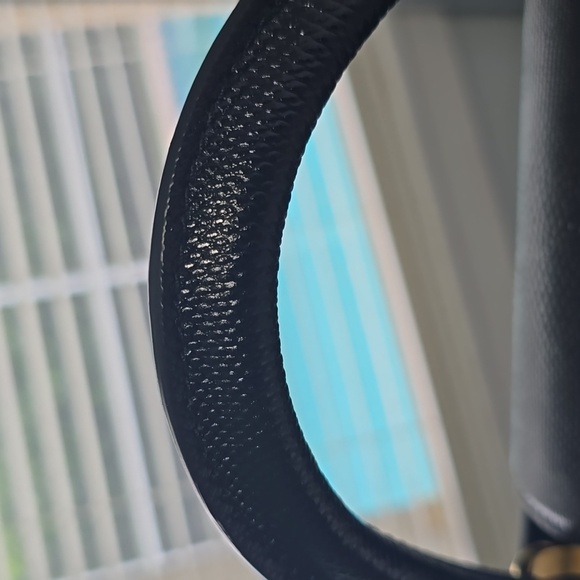 Louis Vuitton Taurillon Calfskin Karung Patwork Capucines BB - Picture 6 of 15